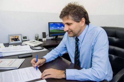 Ariel Ciano impulsa proyecto para potenciar la conectividad nacional y con el mundo de Mar del Plata