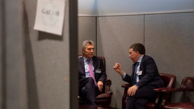 Familiares de Dujovne denunciaron a Macri por crear una asociaci�n il�cita para proteger a las ART
