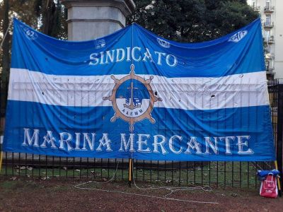 Marina Mercante se declaró en estado de alerta y movilización ante la intransigencia de los empresarios de arena y piedra