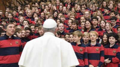 El Papa: vivir las bienaventuranzas nos otorgar� profunda alegr�a y paz