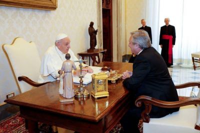 El papa Francisco y Alberto Fernández se reunieron durante 44 minutos en el Vaticano