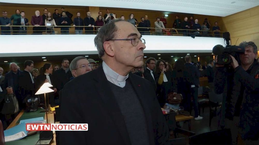 Vaticano: El Papa comunicar a su debido tiempo si acepta renuncia de Cardenal Barbarin