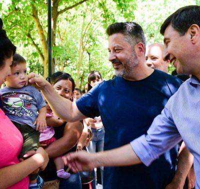 El ministro Arroyo supervis� la entrega de la Tarjeta Alimentar en Merlo