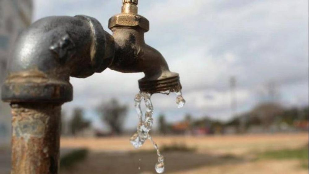 La Plata: Aseguran que el agua no es apta para el consumo humano
