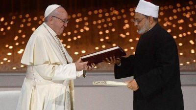 A un a�o de la Declaraci�n de Abu Dhabi el Papa insta a un futuro libre de odio