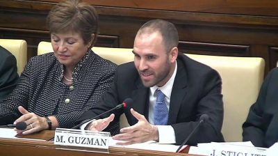 Guzm�n adelant� que la Argentina pedir� reestructurar la deuda con el Club de Par�s