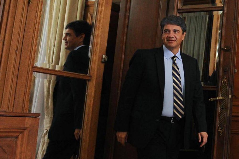 Jorge Macri sigue atrincherado en el Banco Provincia 