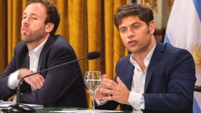 Kicillof busca evitar un conflicto con los docentes: tras postergar el aumento, convoca a paritarias