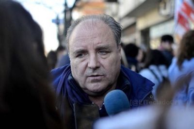 Miguel D�az: �No merecemos estos salarios; hay que arreglar lo que nos hizo padecer el gobierno anterior�