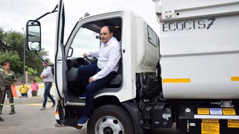 Nuevos camiones se suman a la flota de Higiene Urbana