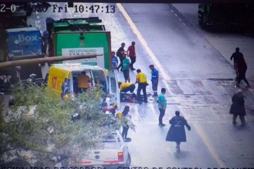 Crdoba: muri una mujer aplastada por un camin de basura