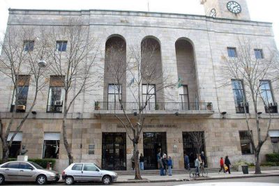 Mar del Plata festeja su cumplea�os con asueto municipal, sin bancos ni dependencias judiciales