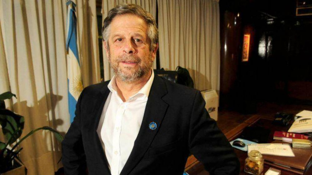 Rubinstein acus a ex funcionarios de Macri de ceder ante la industria alimenticia