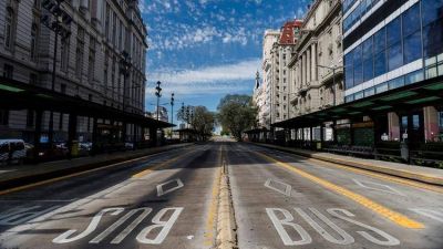 La UTA disidente realiza un paro de 24 horas que afecta a 52 l�neas de colectivos en la Ciudad de Buenos Aires y el GBA