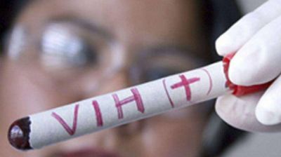 Absolvieron a dos m�dicos y un abogado por un contagio masivo de HIV