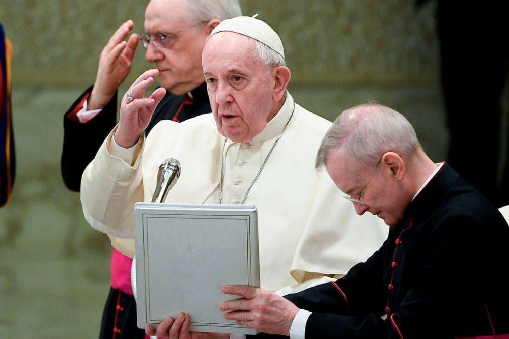 Confirmado: el Papa le dice 