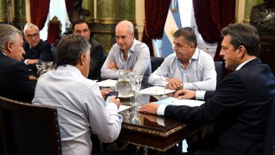 Las provincias no descartan recurrir a las cuasimonedas si la renegociaci�n de la deuda se dilata