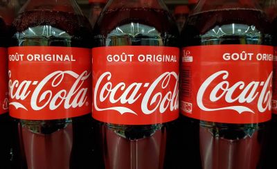 La mayor embotelladora de Coca-Cola dispar� el beneficio un 20% en 2019