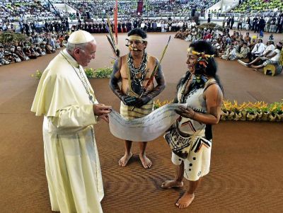 Fern�ndez: �No reducir el texto a peque�eces eclesi�sticas�