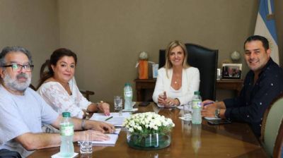 Fassi supervis� los avances de las mejoras en escuelas