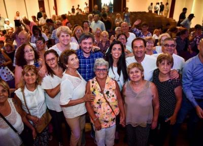 Sujarchuk, M�ximo y la titular del PAMI, Luana Volnovich, recorrieron Escobar para proyectar pol�ticas conjuntas