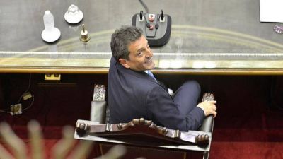 Se conformar� una comisi�n integrada por miembros del Gobierno y legisladores para elaborar una nueva f�rmula jubilatoria