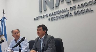El Gobierno va por el aporte de los gremios para que 550 mil planes sociales se conviertan en empleos