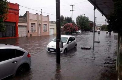 Necochea bajo el agua: cayeron cerca de 50 mil�metros en una hora
