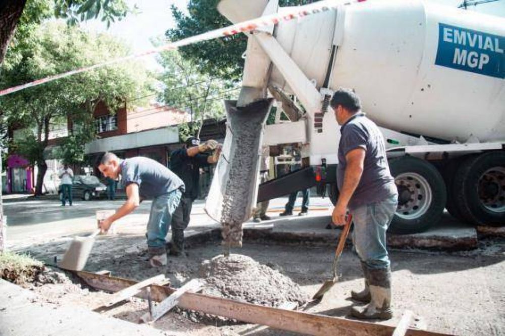 EMVIAL reconstruy pavimentos de hormign en la zona del barrio Centenario