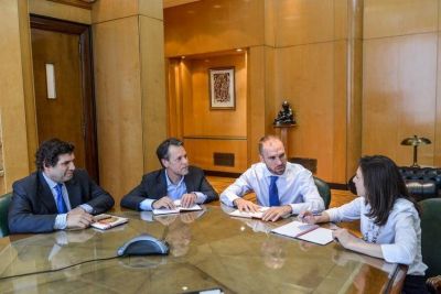 Alberto Fern�ndez, cerca de un acuerdo con el FMI y lejos de los fondos que operan en Nueva York