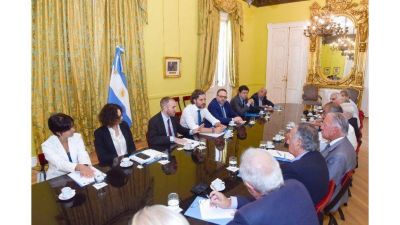 Con la UIA y la CGT, se realiz� la primera reuni�n del Consejo Econ�mico y Social