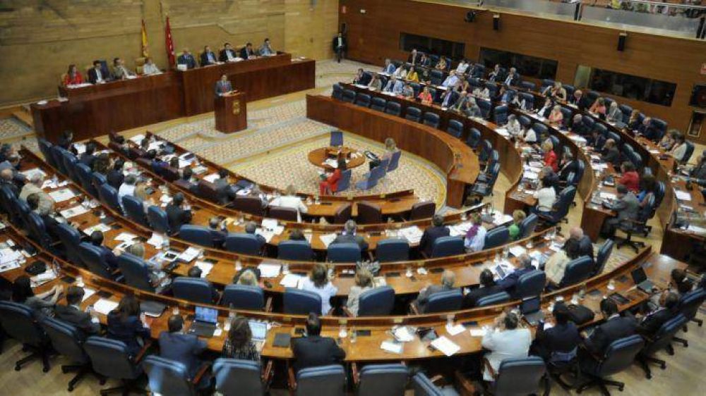 La Asamblea de Madrid muestra su compromiso en la lucha contra el antisemitismo