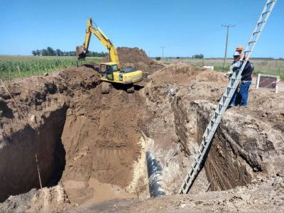 Avanza el Sistema Acueducto Oeste que beneficiar� a m�s de 45 mil vecinos