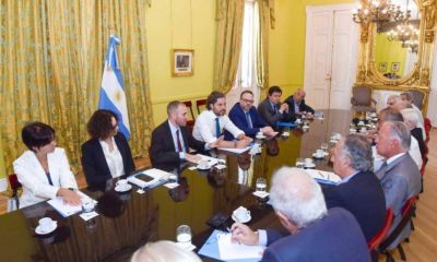 Con el Gobierno como espectador, CGT vs. empresarios por los precios