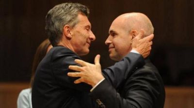 Mauricio Macri, Horacio Rodr�guez Larreta y varios macristas, de fiesta por un casamiento en Punta del Este