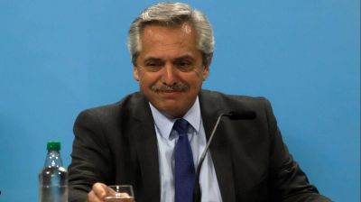 Alberto Fern�ndez aclar� sus frases sobre la dictadura y se disculp�