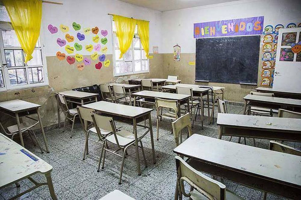 Chubut: ofrecen pagar los salarios adeudados a los estatales con un bono y los docentes no comenzarn las clases