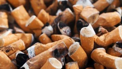 Por qu� las colillas de cigarro pueden ser m�s contaminantes que los popotes