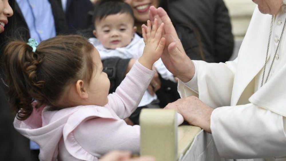 El Papa: Cuaresma, tiempo para desconectar el celular y conectarse al Evangelio
