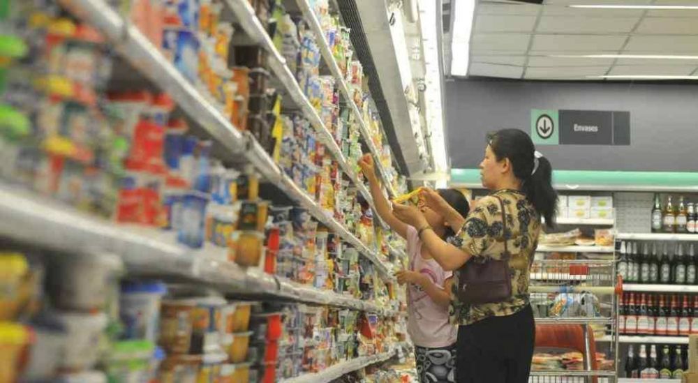 Las ventas en los supermercados bajaron 9,7% a lo largo de 2019
