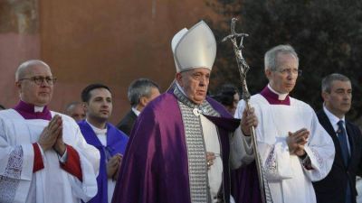El Papa: Somos ciudadanos del cielo. Nuestro pasaporte es el amor a Dios y al pr�jimo