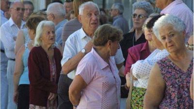 Aumento de la jubilaci�n m�nima y bono superan en 18% a la f�rmula del macrismo, seg�n Undav