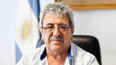 Ram�n Ayala: �las retenciones no afectan a los trabajadores rurales ni a las econom�as regionales�