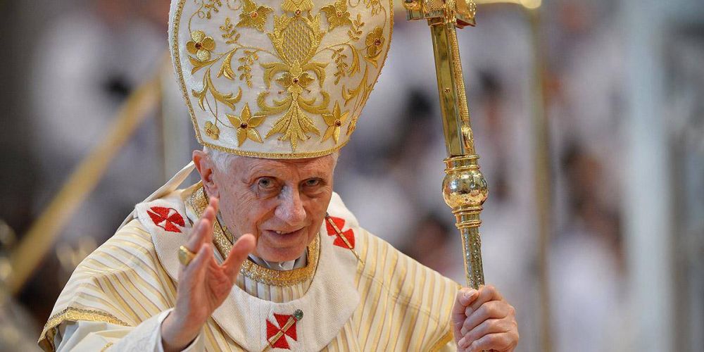 Renuncia de Benedicto XVI: El poder es servicio, solo as se puede entender