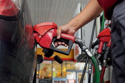 No habr� aumento de combustibles hasta abril