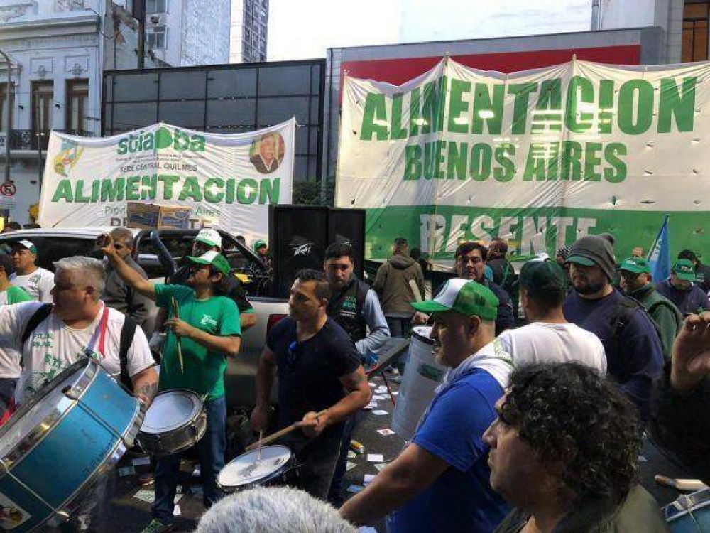Los trabajadores de Alimentacin recibirn aumento de $ 4.000 en marzo
