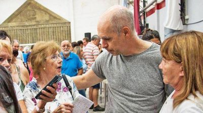 Avanza el gobierno porte�o con m�s recortes y subas de impuestos