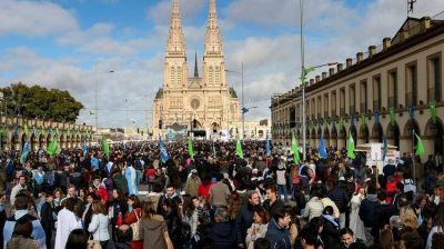 Aborto: la Iglesia realizará una misa en la que manifestará su rechazo al proyecto anunciado por Alberto Fernández