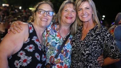Marisa Fassi: �Es una alegr�a inmensa disfrutar y compartir con todos nuestros vecinos estos momentos�