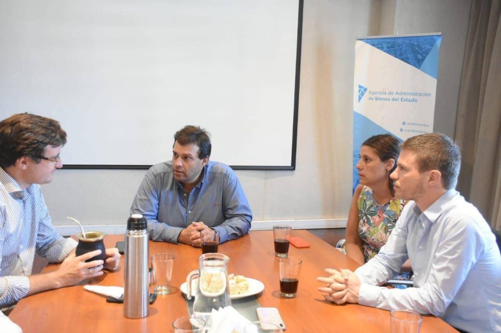 Lucas Ghi se reuni con Augusto Costa y las autoridades de la AABE por la ampliacin del Parque Industrial La Cantbrica